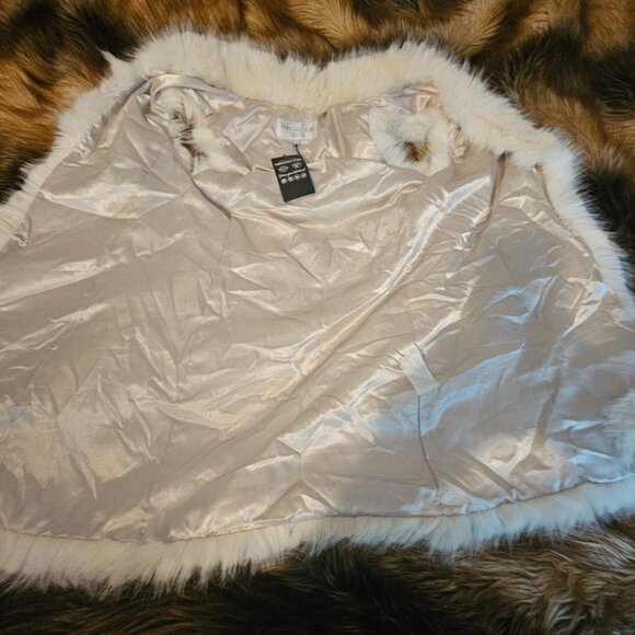NWT Donna Salyers Fabulous Furs XS Arctic White Faux Fox Fur Vest Pockets Ski - Picture 9 of 9